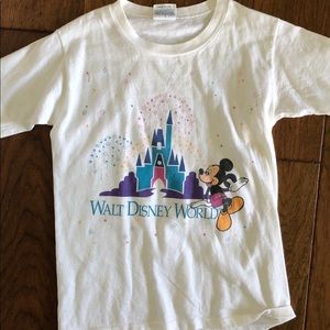 Vintage 1980’s Walt Disney World T-Shirt - 10/12